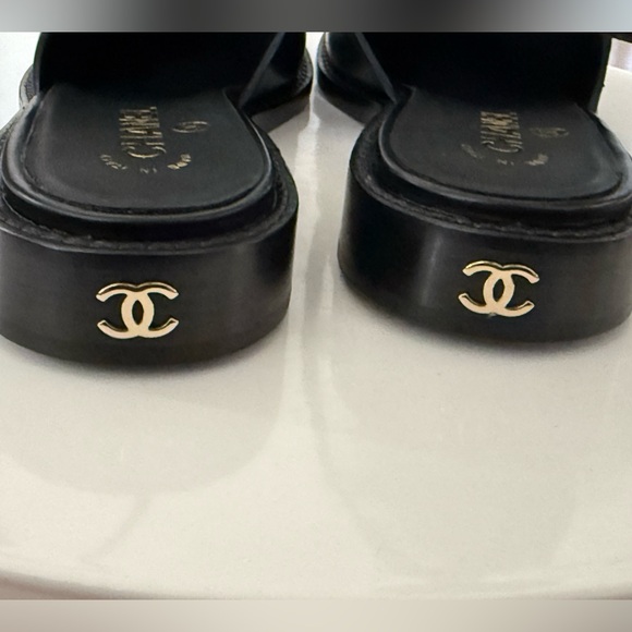 Chanel Black Slingback Loafer 39/9 - Picture 4 of 14